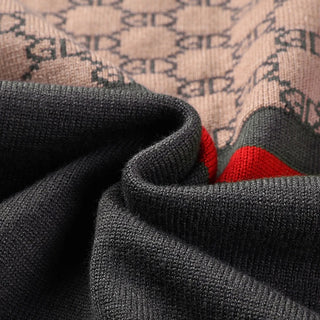 New Round Neck Slim Fit Men's Sweater for Autumn and Winter, Korean Style Trendy and Casual Long Sleeved Knitted Base Sweater