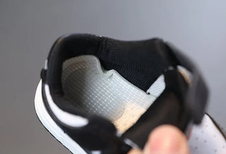 New Children's Sneakers, Little White Casual Shoes, Boys, Girls' Sneakers, Soft-soled Toddler Shoes, Children's Running Shoes