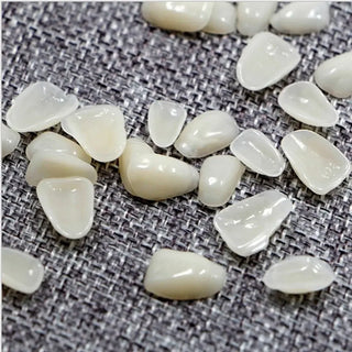 70PCS/Package Beauty Ultra-Thin Medical Whitening Upper Anterior Resin Teeth Porcelain Teeth Dental Films