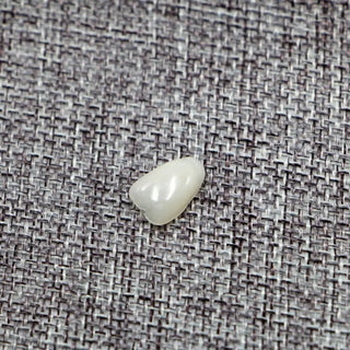 70PCS/Package Beauty Ultra-Thin Medical Whitening Upper Anterior Resin Teeth Porcelain Teeth Dental Films