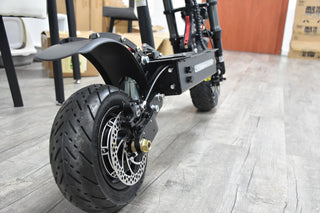 STLF Advanced A  Warehouse Heavy Duty 6000w 8000w Dual Motor Fast Speed Scooters Long Range Off Road Electrical Scooter