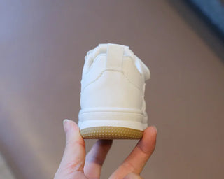Children's White Shoes Spring and Autumn Kid's Sports Shoes Anti slip Lightweight Boys Board Shoes Soft Sole Baby Casual Shoes